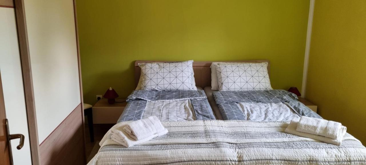 Apartma Zele Postojna Buitenkant foto