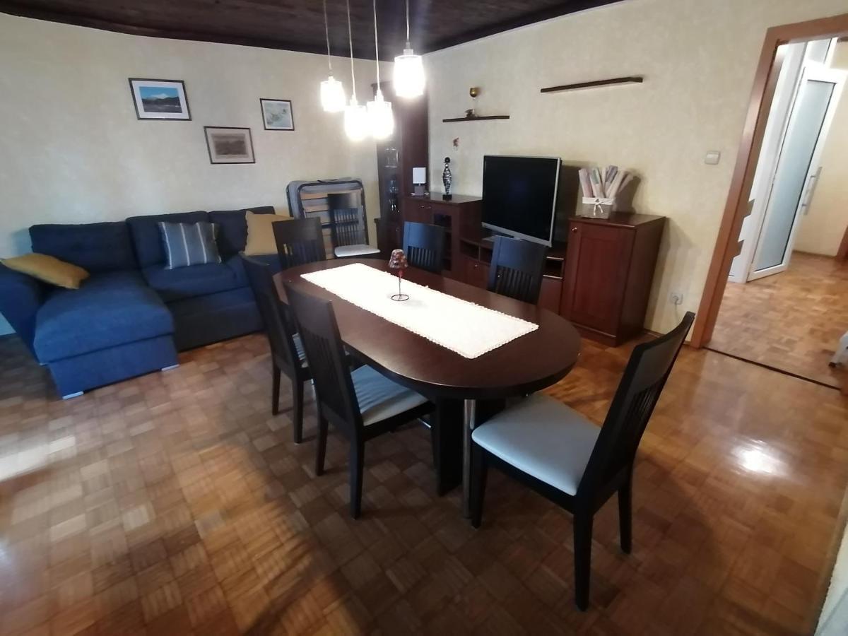 Apartma Zele Postojna Buitenkant foto
