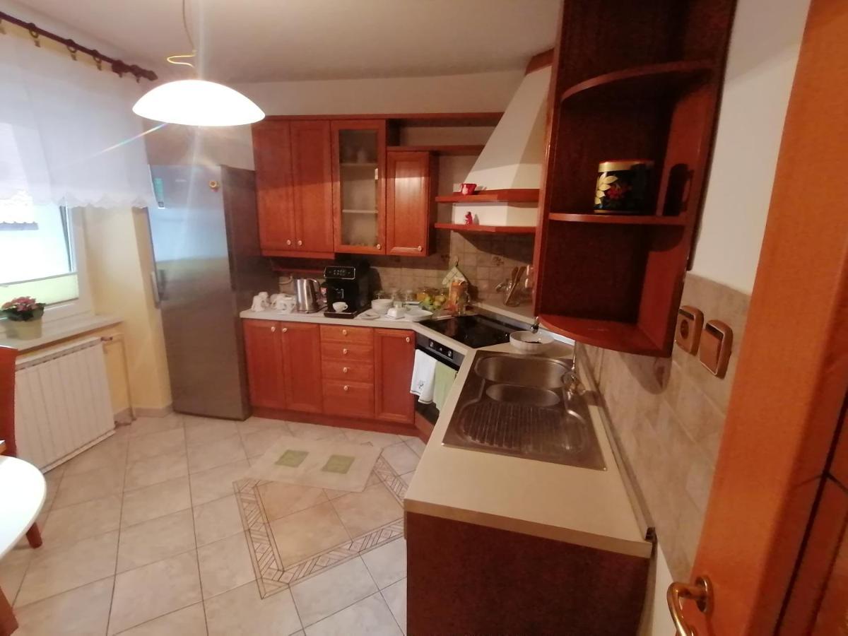 Apartma Zele Postojna Buitenkant foto