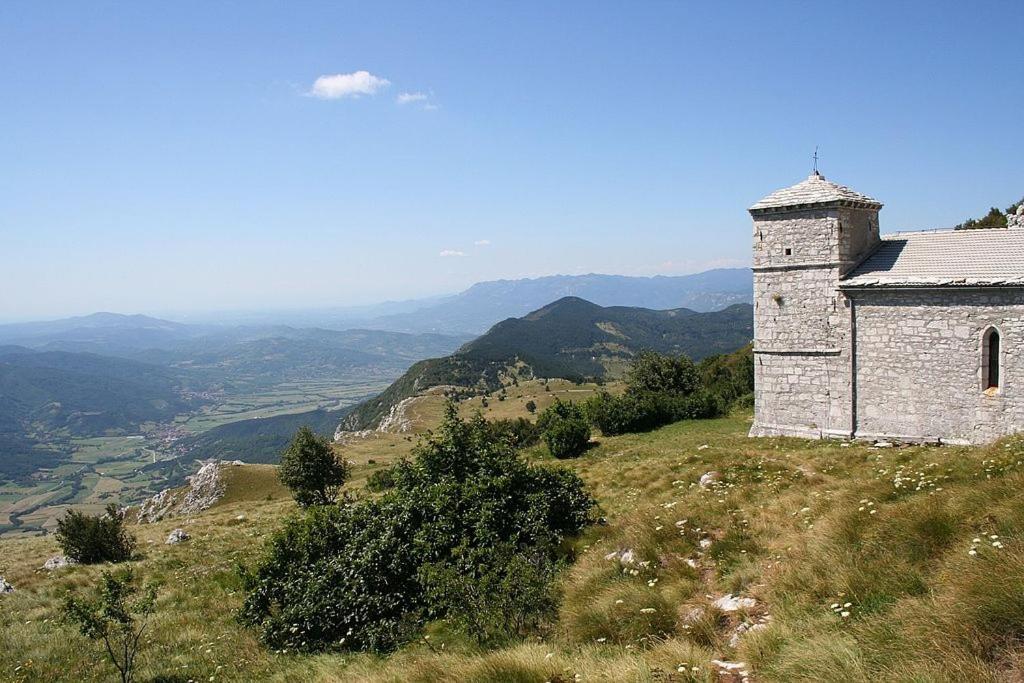 Apartma Zele Postojna Buitenkant foto